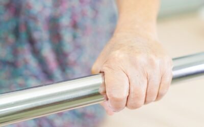 Can Illinois Nursing Homes Be Sued for Medication Errors?